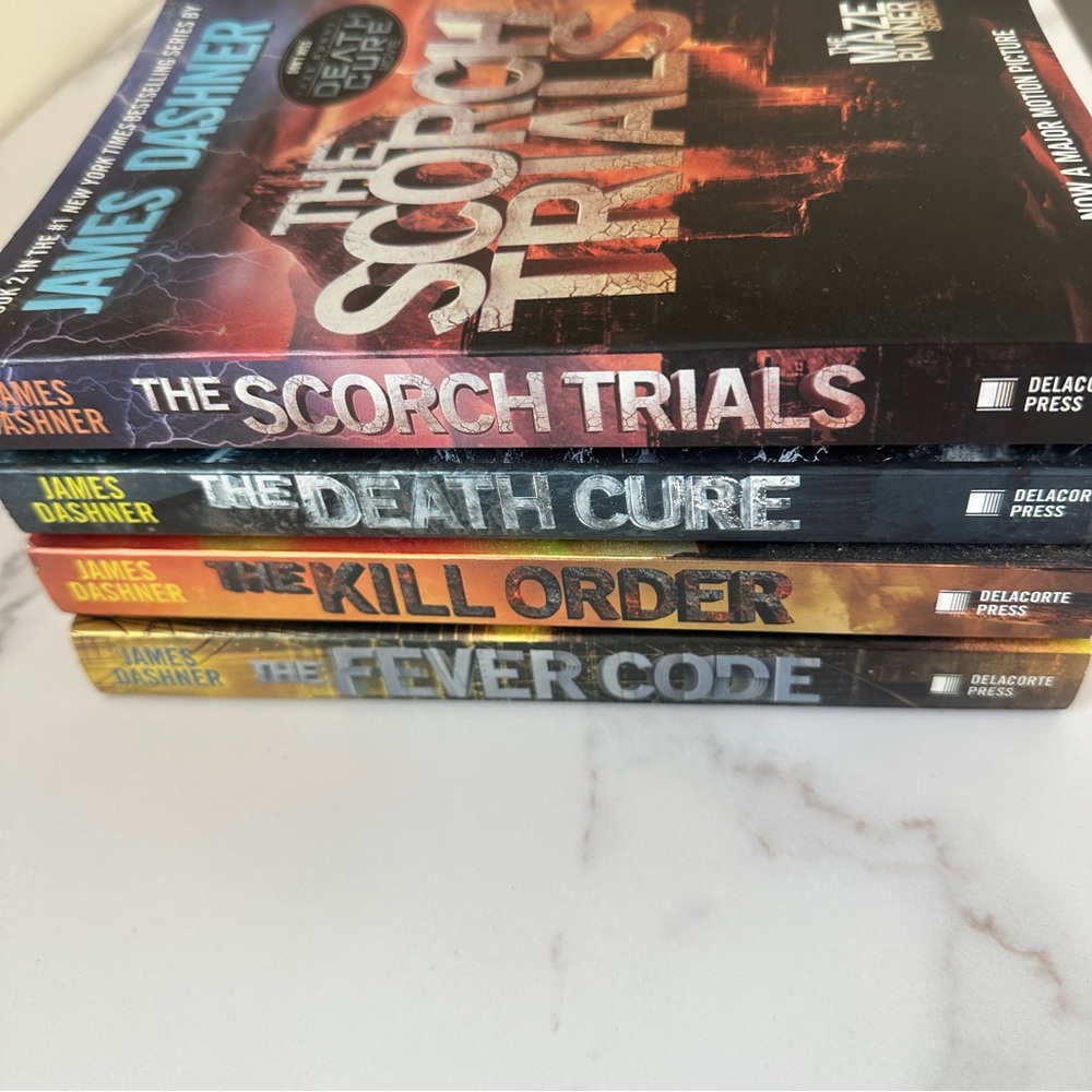 The Maze Runner Series Books 2-5 by James Dashner - Set of 4 Paperbacks📚